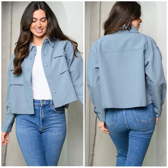 Beautiful Blue Lightweight Shacket - Picture 5 of 5